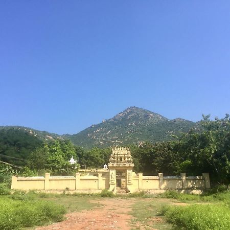 Sathya Guest House Tiruvannāmalai Eksteriør billede
